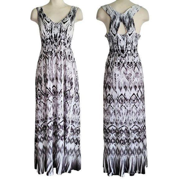 Style & Co. Dresses & Skirts - Style & Co Maxi Dress Garment Printed Black and White with Beaded Detail P/L